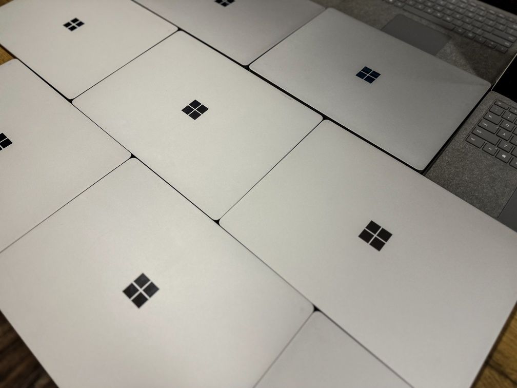 Microsoft SURFACE 2K sensorli kuchli biznes klass notebook