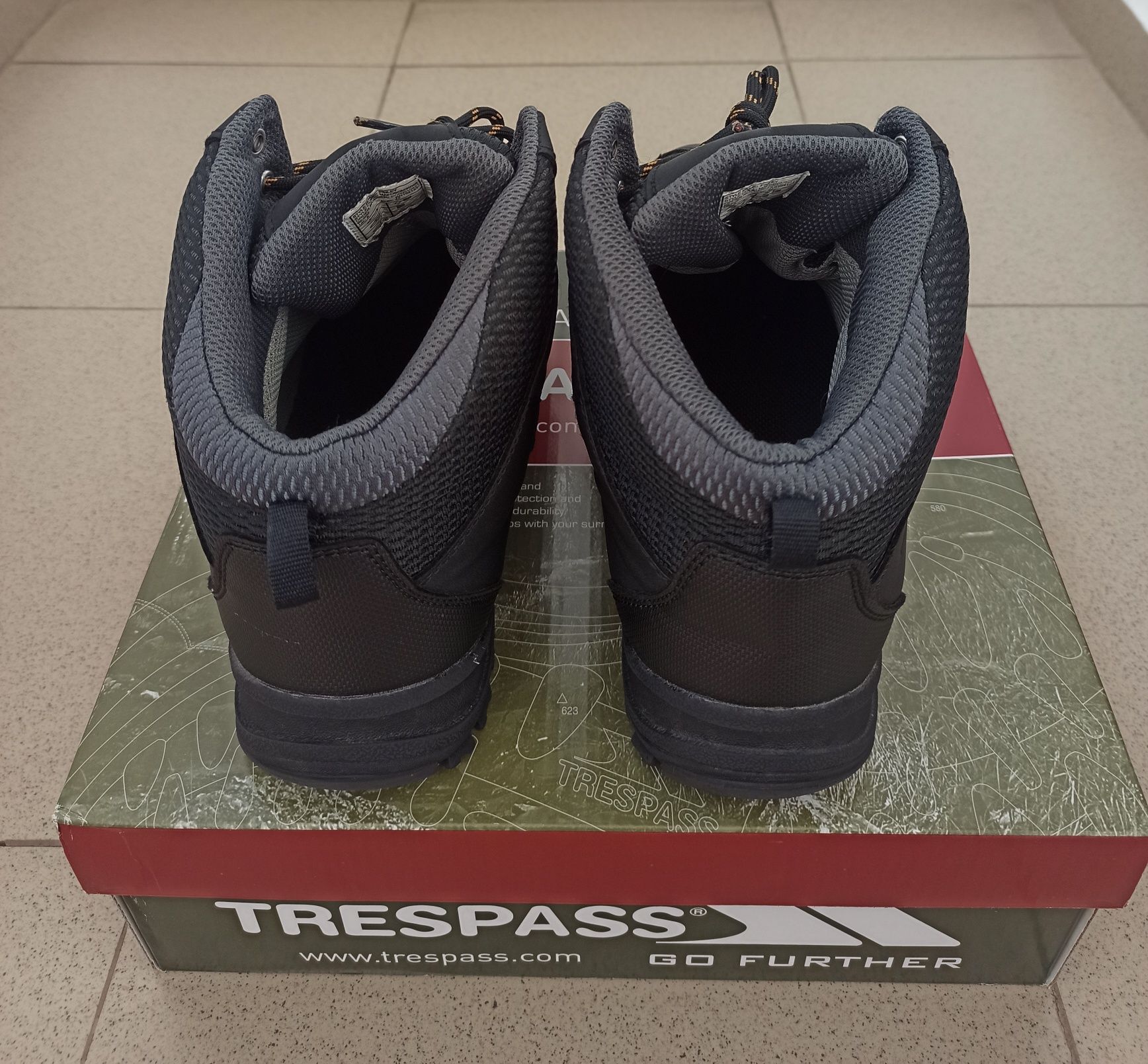 Мъжки непромокаеми обувки/боти Trespass 42 номер