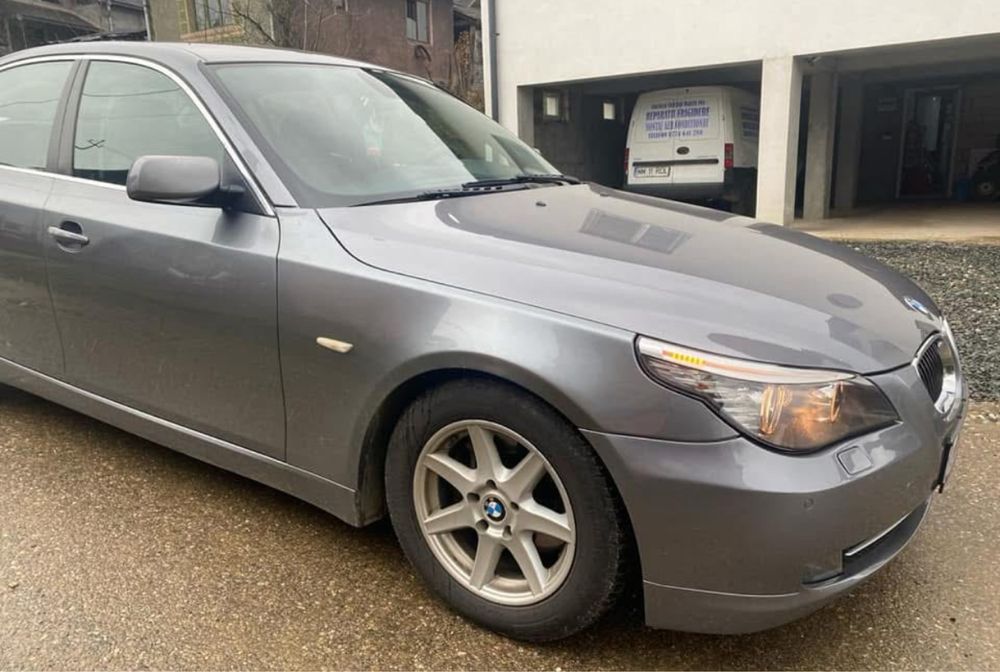 Vand BMW 530 D E60 din 2007 in stare foarte bună