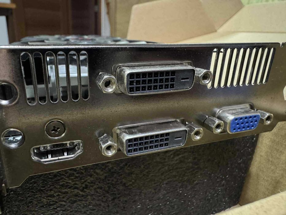 Placa video ASUS GeForce GTX 750 Ti OC 2GB GDDR5 128-bit