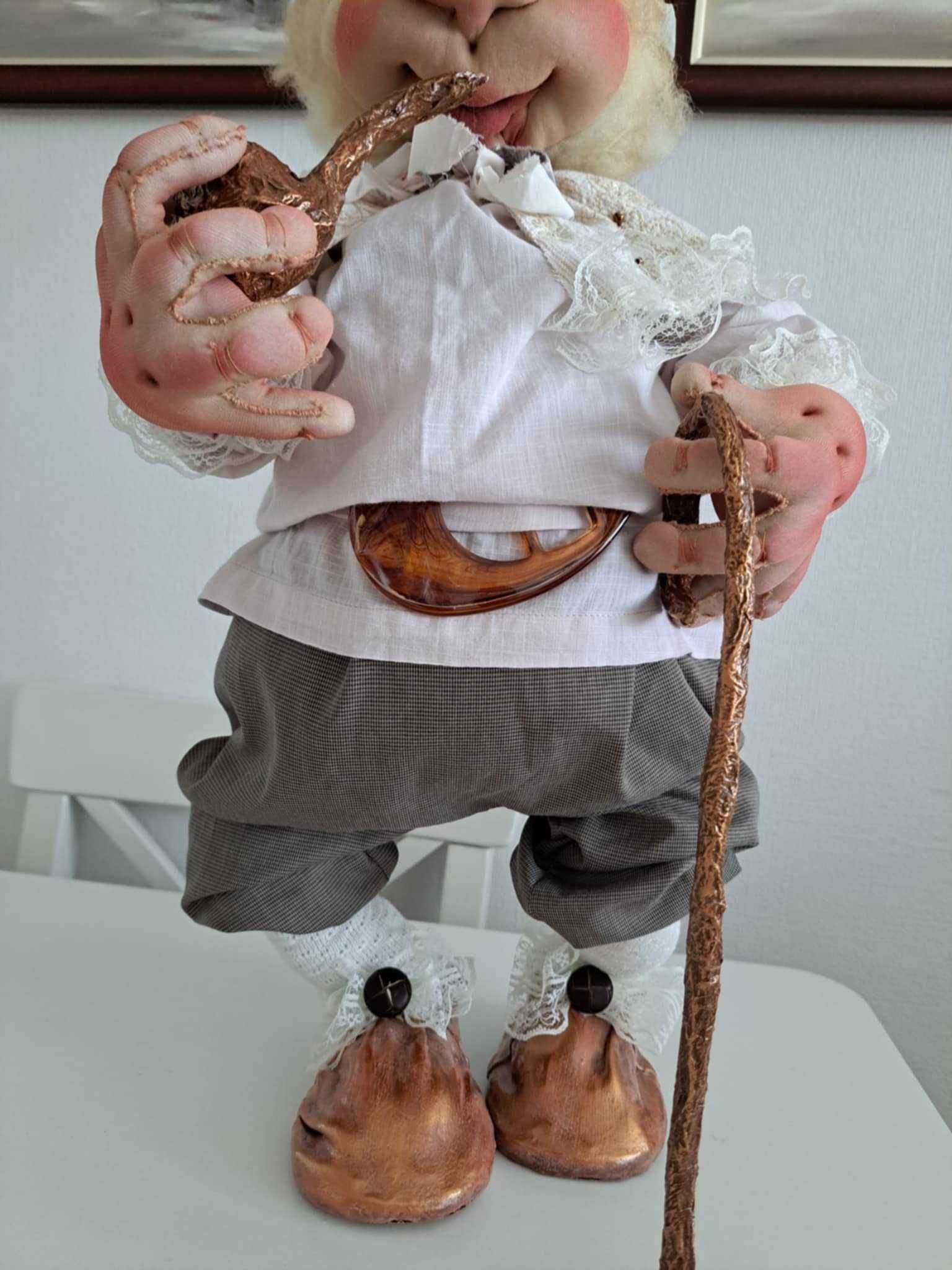 Човече с бастунче