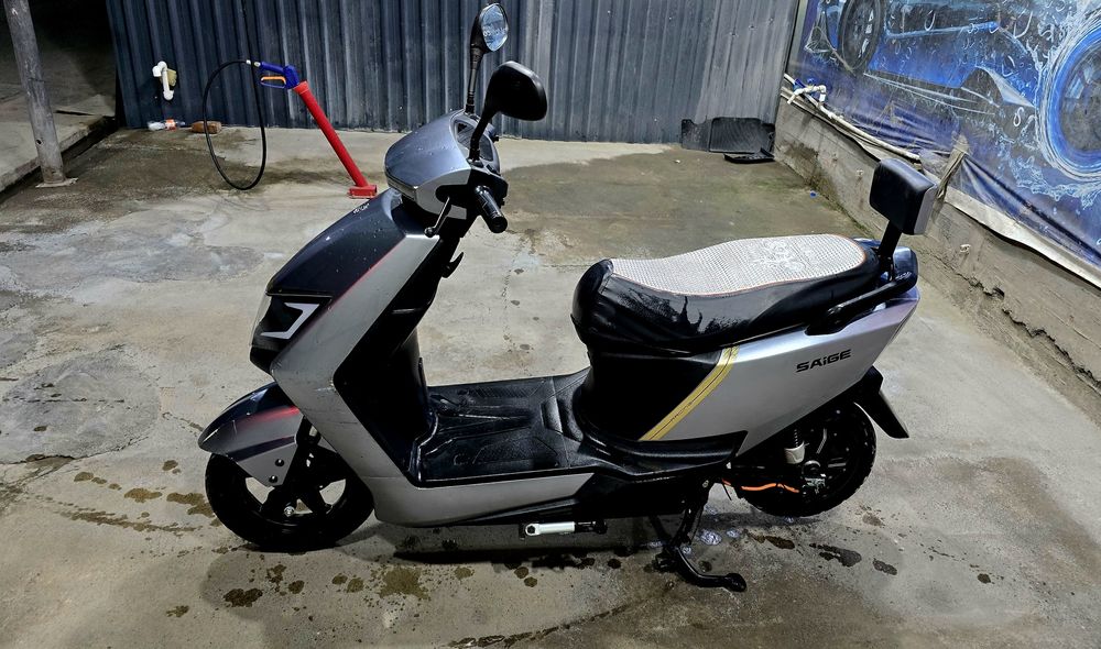 Skuter sotiladi xolati zo'r 55-60 km yuradi