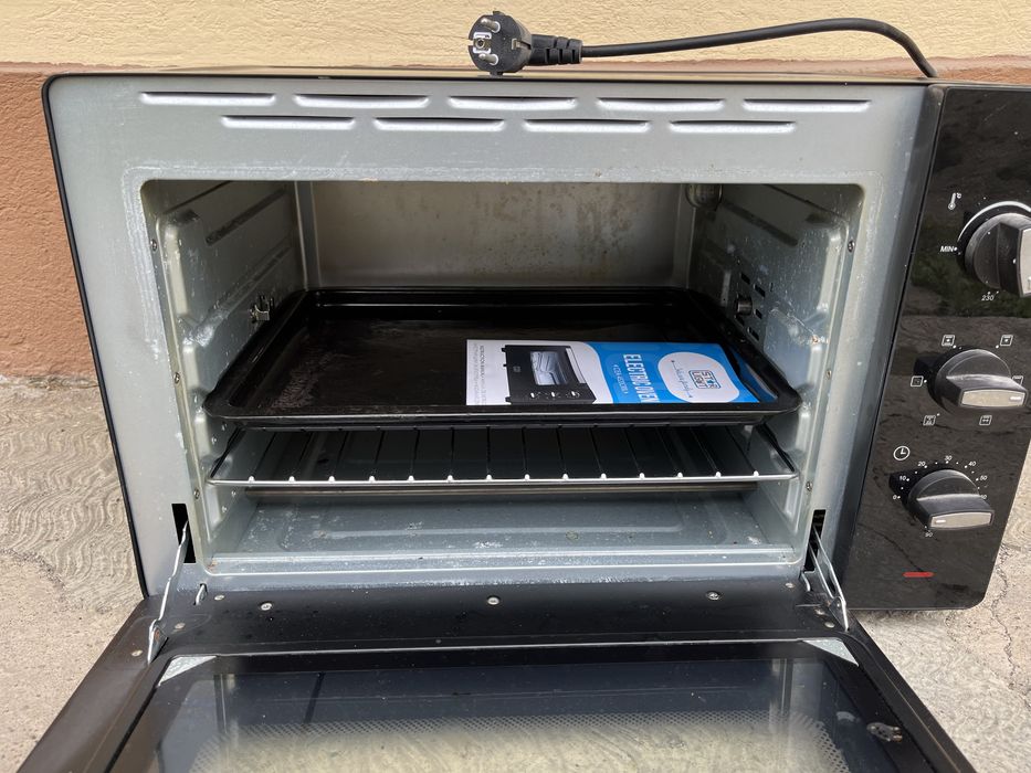 Cuptor electric Star Light 2000W 45 L