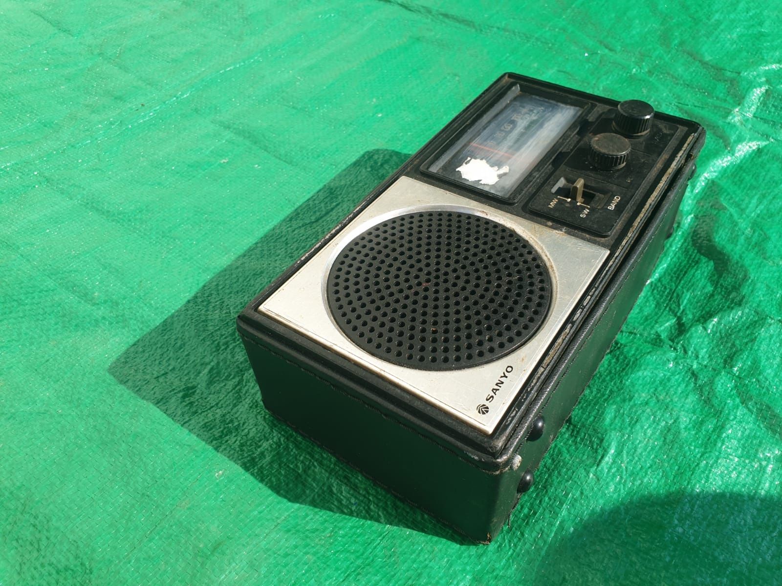 Radio Receptor Sanyo, model RP-2805,made in Japan, fabricat in 1978