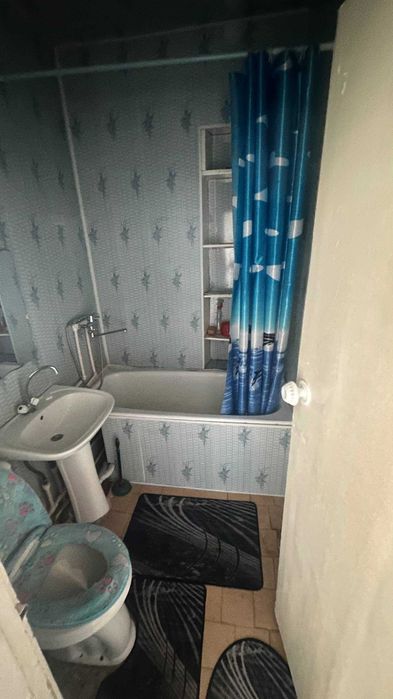 Арзон нархда 1 хонали квартира 3 каватда сотилади 5 микрн Шайх