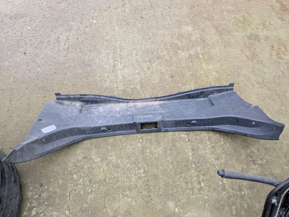 Trapă Mercedes ClS aripa stânga