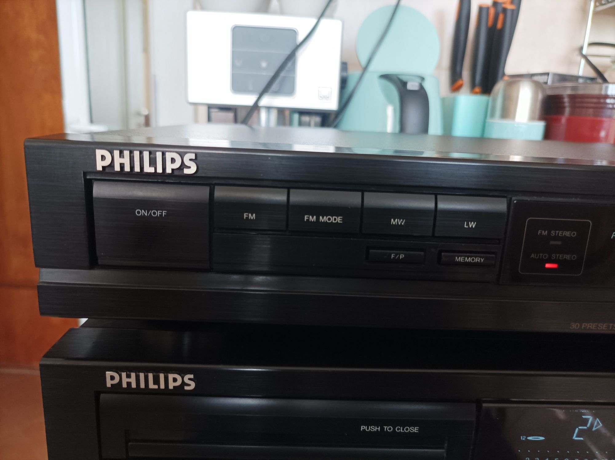 Продавам cd player CD 604 и тунер FT650 на Phillips