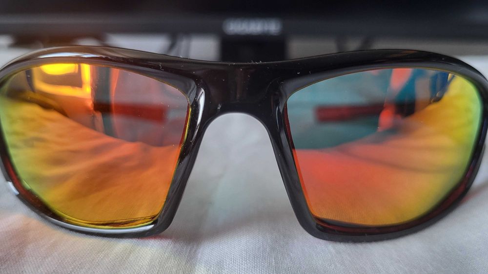 Ochelari de soare polarizati