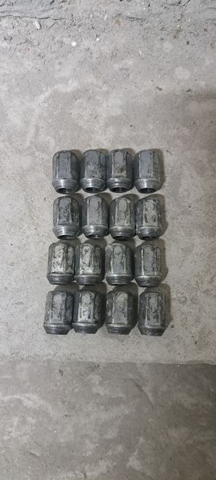 Оригинални гайки форд 12х1,5