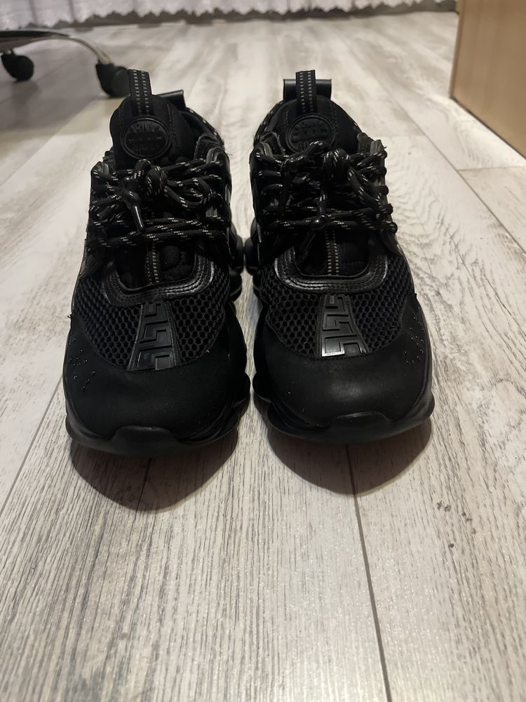 Vand versace chain reaction in stare buna marimea 42-43