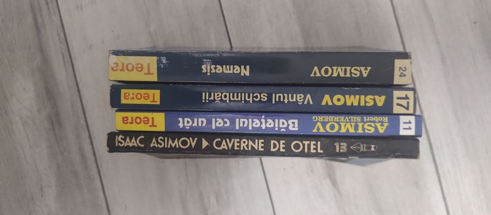Carți SF Isaac Asimov tot setul sau la bucată