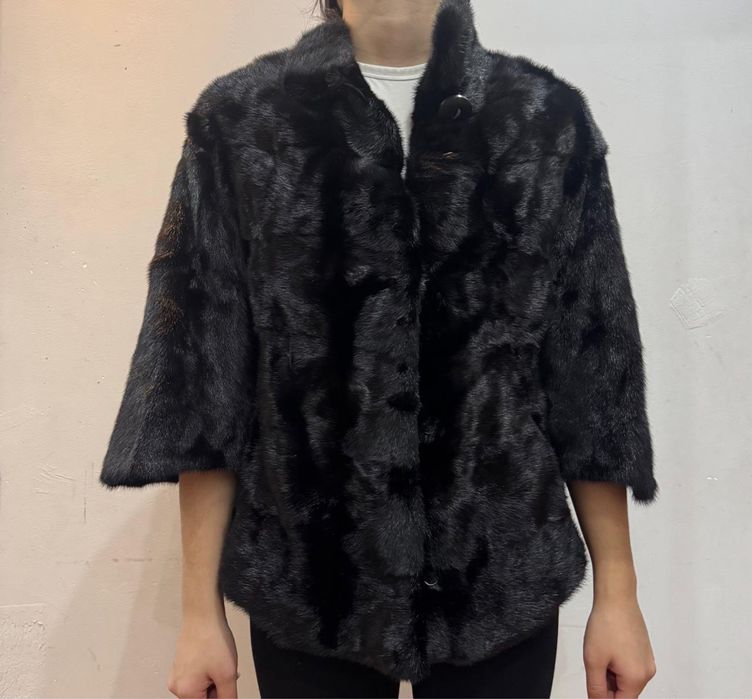 Полушубка 43-46 в отличном состоянии