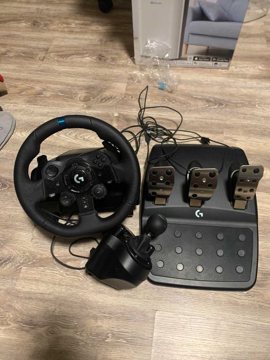 Vand Logitech G923 Trueforce + Schimbator Logitech Driving Force