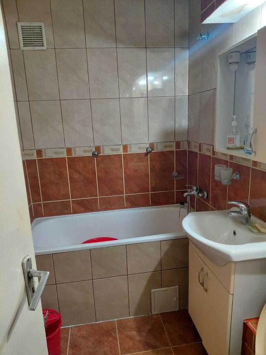 Apartament 2 Camere de vanzare, Calea Traian