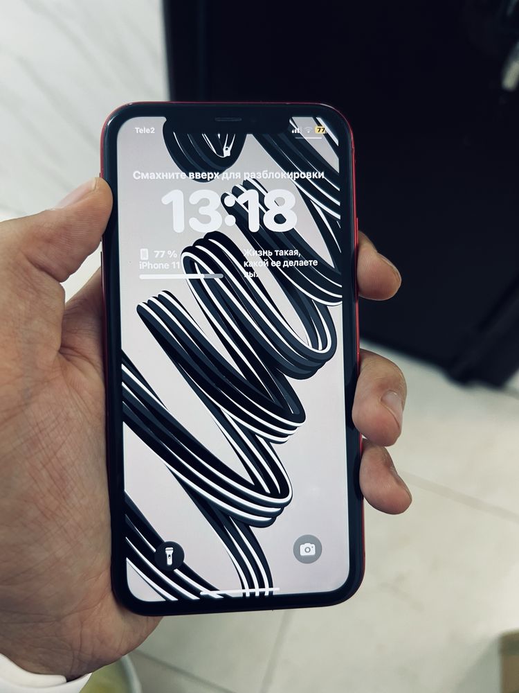 iPhone 11 77% 64 gb