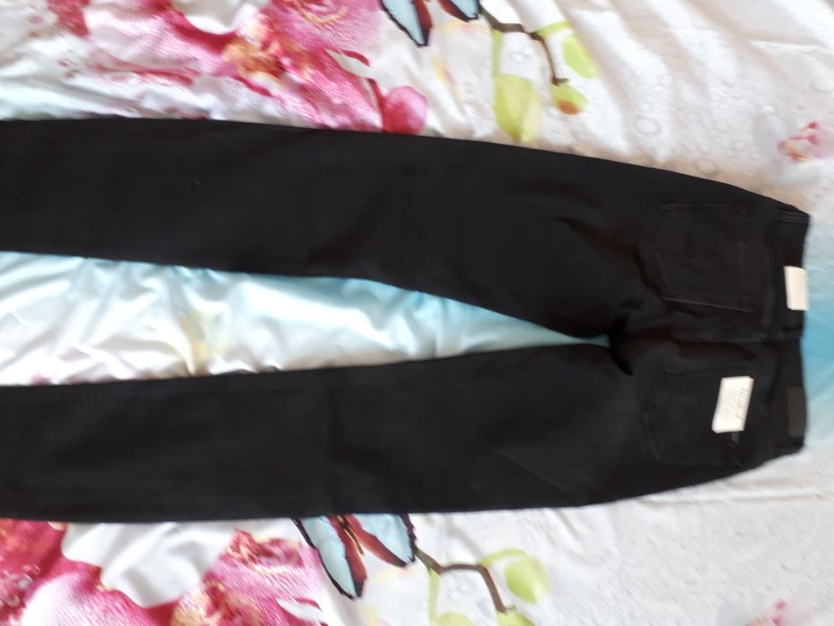 Blugi skinny noi ( 31cm in talie)