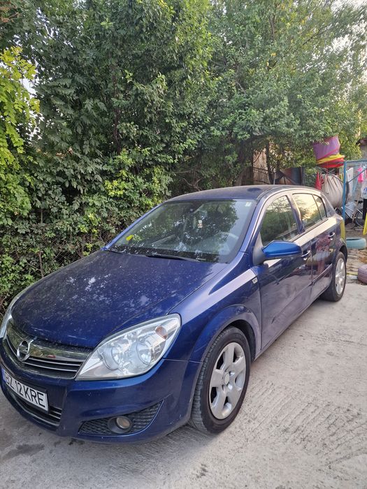 Vând Opel Astra H