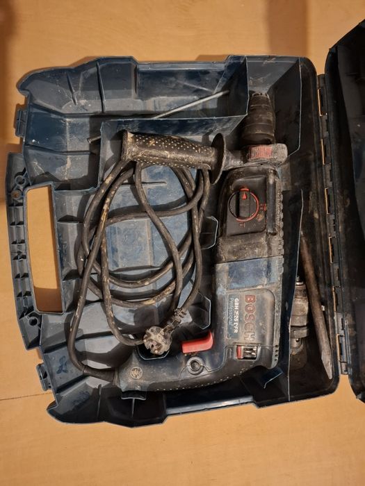 Перфоратор Bosch Profesional