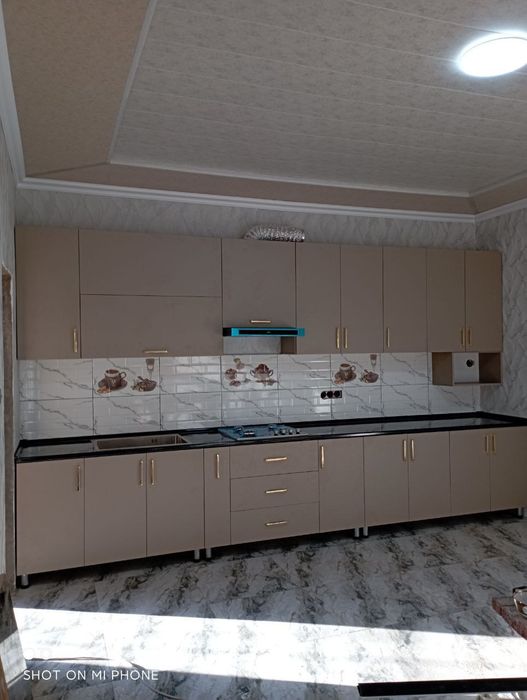 Кухонни мебель хайтек танлов сиздан.