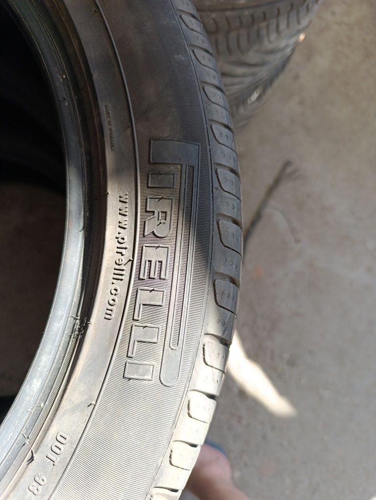 235 50R19 Pirelli Scorpion verde