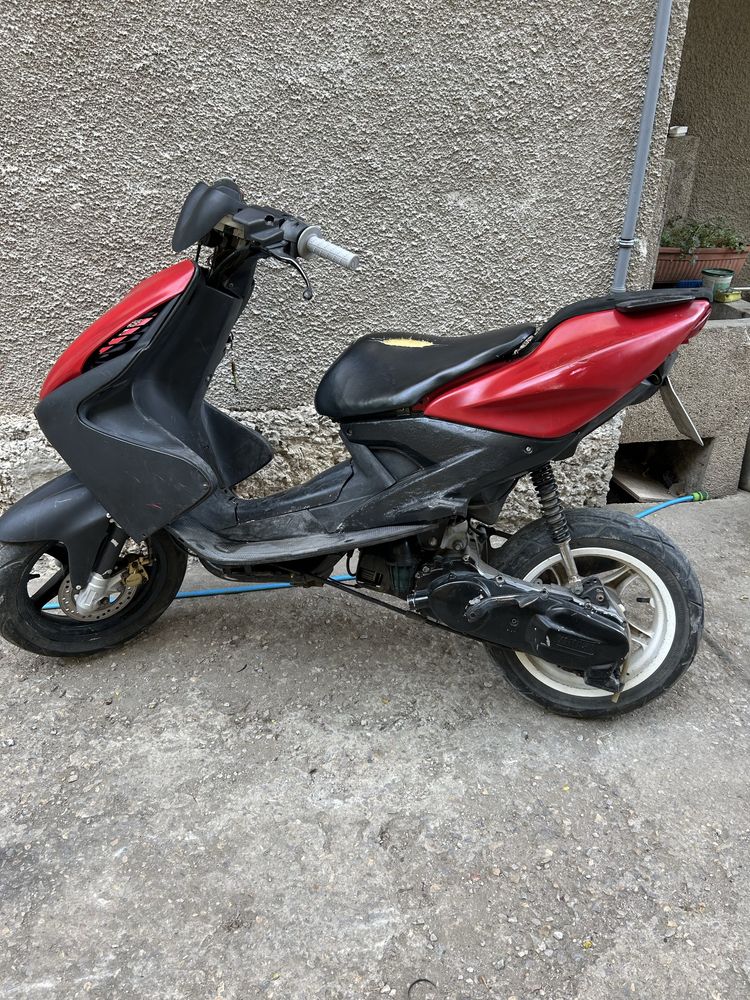 Yamaha aerox 100cc 2T