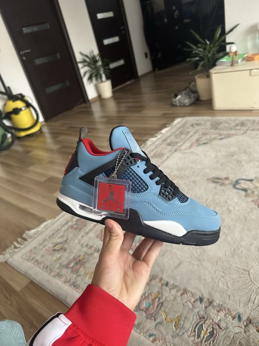 Jordan 4 Traviss Scoot
