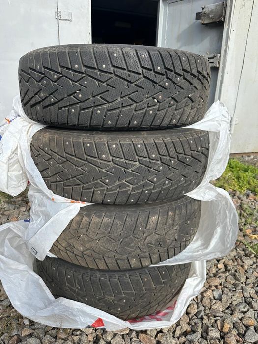 Продам зимние шины