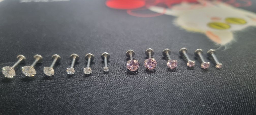 Piercing-uri / cercei de vanzare (12 bucati)