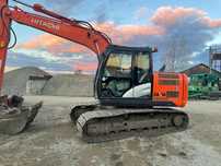 Excavator Hitachi zx130