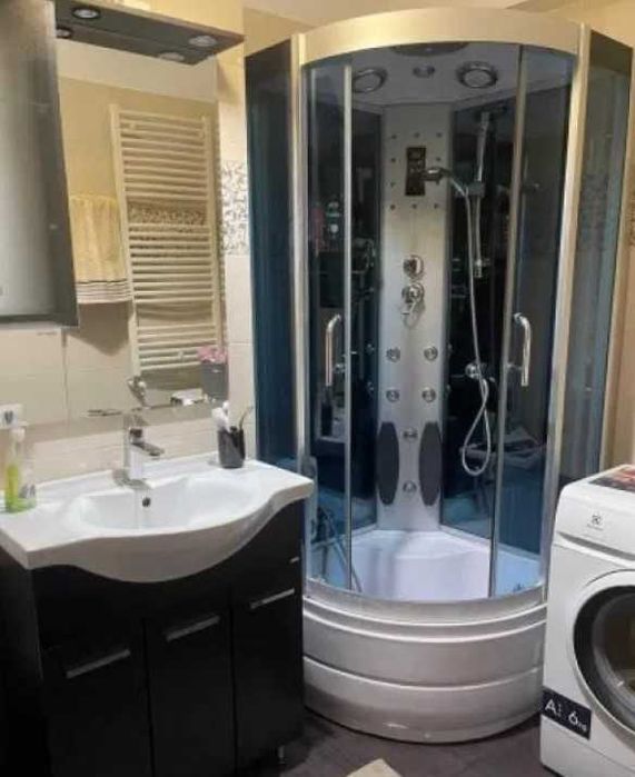 Дава се под наем Двустаен апартамент в Пловдив, Център - 60 кв.м за 209.1 € - Снимка #2