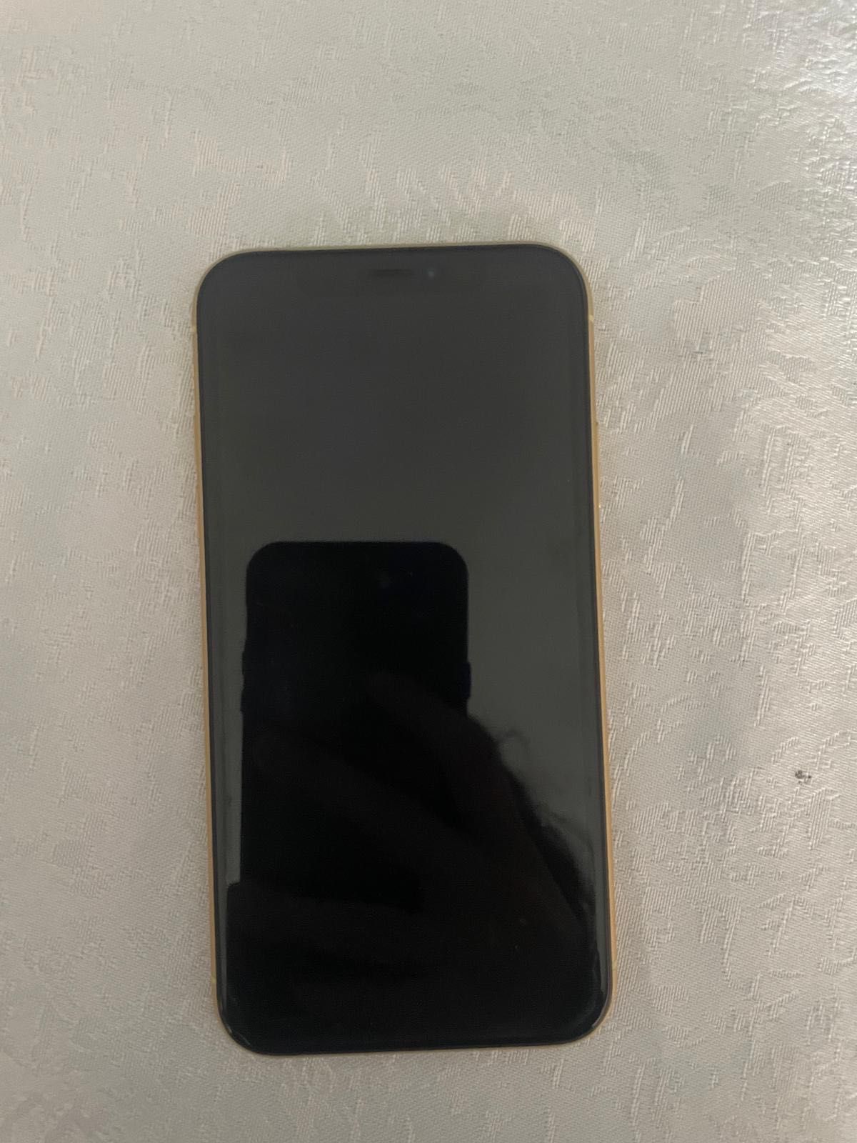 Vând iPhone XR 256gb