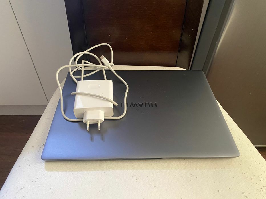 Huawei Matebook D14 intel core i3-1215U