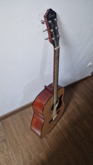 Акустична китара IBANEZ
