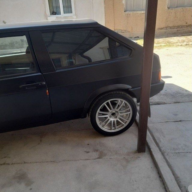 Vaz 2108 sotiladi 2000 у.е kelishamiza yana