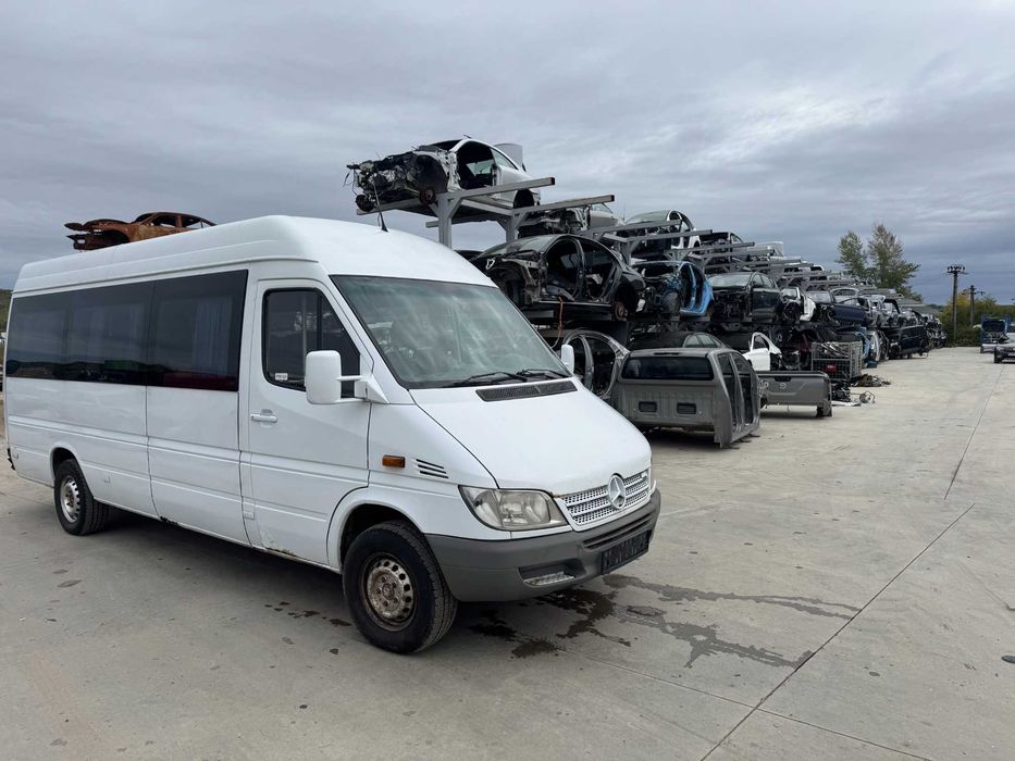 Dezmembrez Sprinter 903 2.2 / 2.7 CDI Euro 3