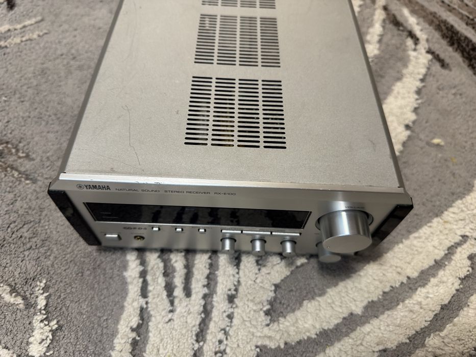Yamaha RX-E100 мини ресивър