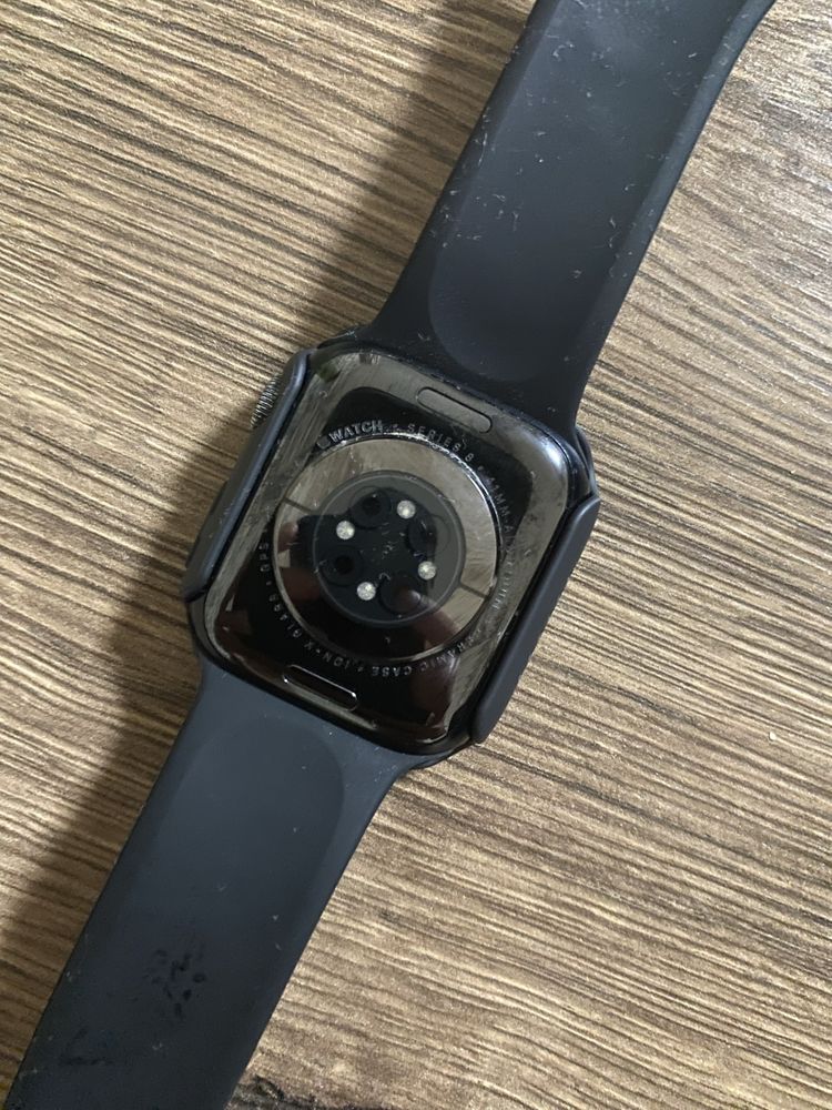 Продам Apple Watch 8