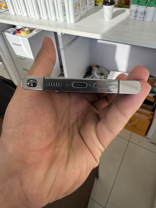 Samsung galaxy S23 Ultra 12/512 gb