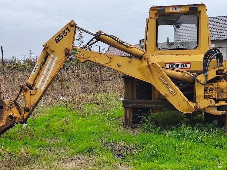 Vand buldoexcavator Benfra 6531 stare foarte buna
