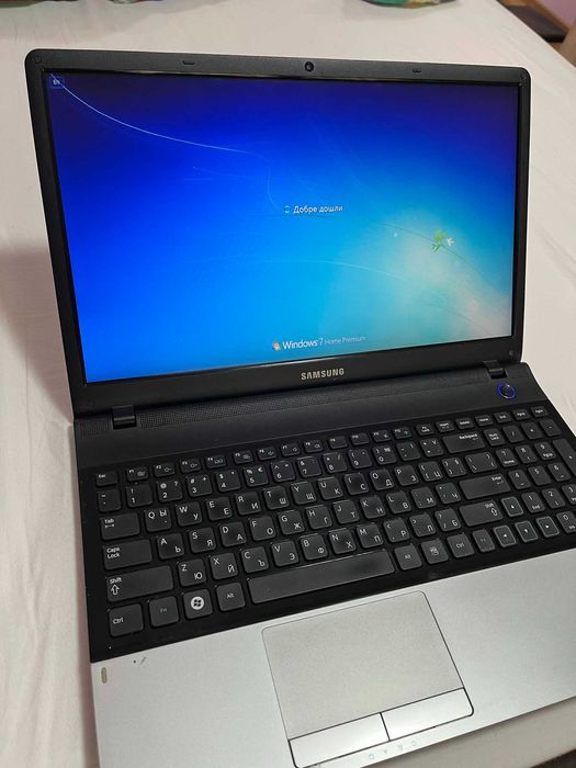 Lap-Top :  Samsung NP300E5Z-A01BG