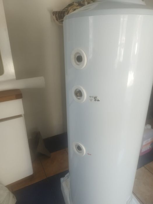 Boiler electric  și centrala electrica