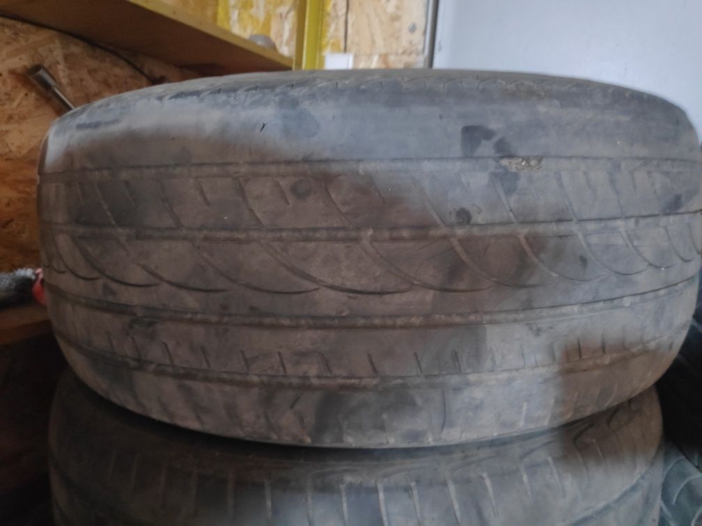 Комплект летних шин 255/55 R18