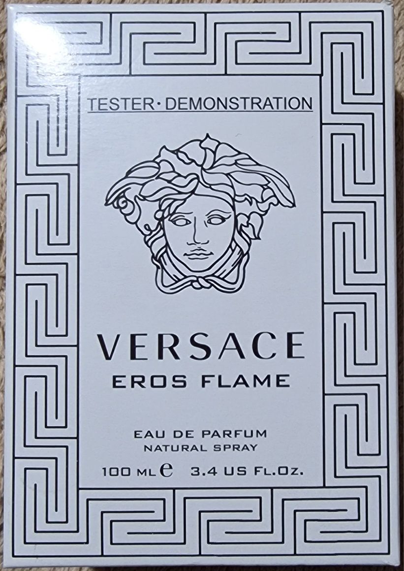 Apa de parfum Versace Eros Flame