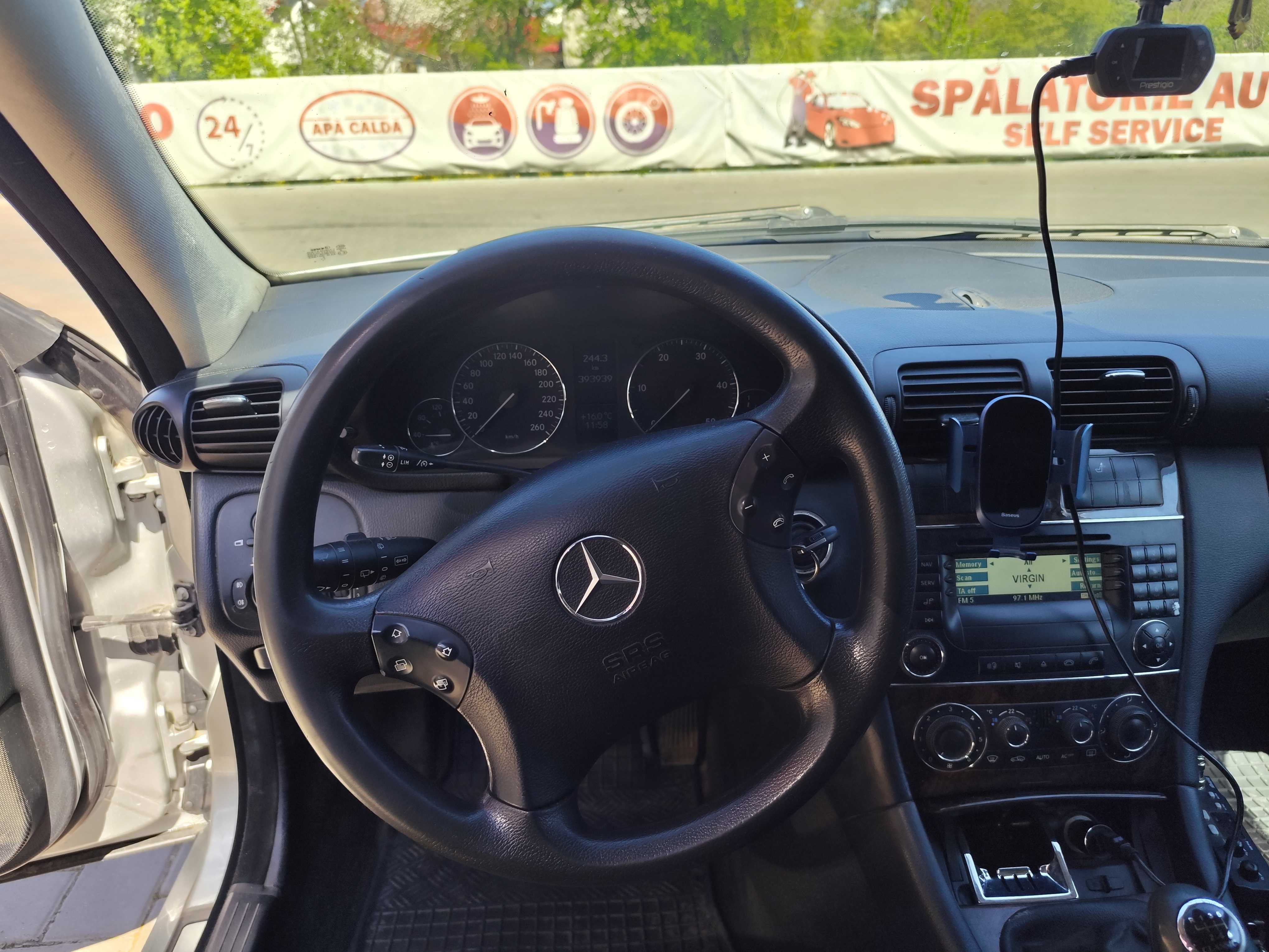 Vand Mercedes C200 CDI sau schimb