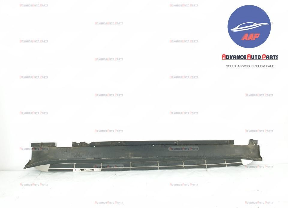 Порше Макан / Porsche Macan Оригинална странична stealth лайстна в доб