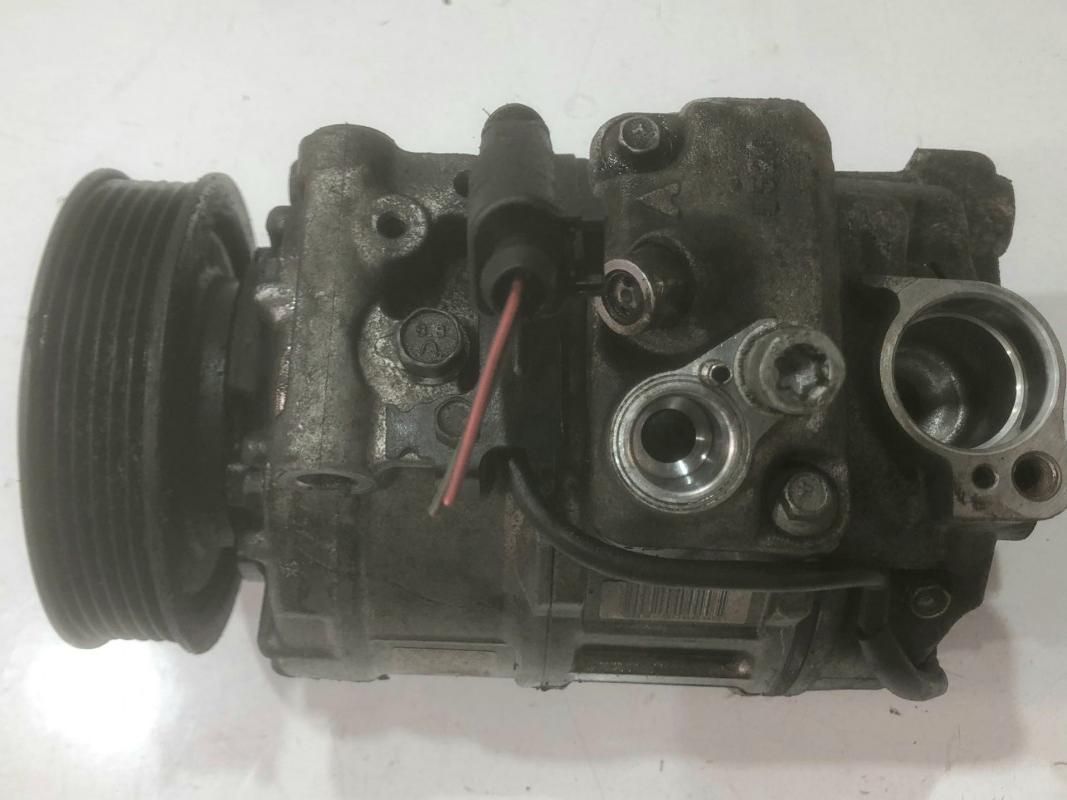 Compresor clima 7P0820803D Volkswagen VW Touareg generatia 2 7P [2010
