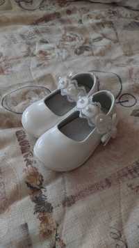 Бебешки обувки 22ри номер