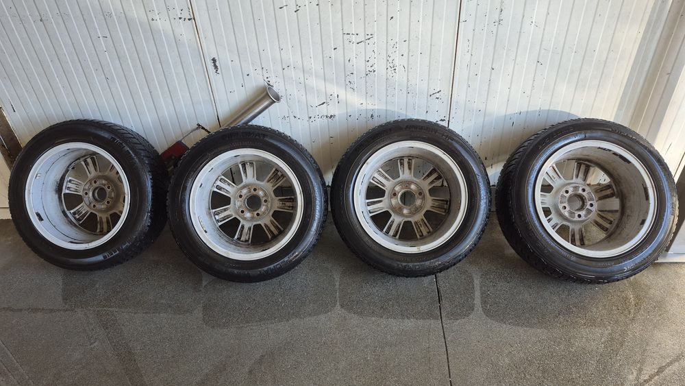 Jante originale AUDI A4 B8, cauciucuri de iarna 205/60 R16
