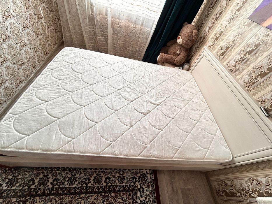 Продам двух местную кровать