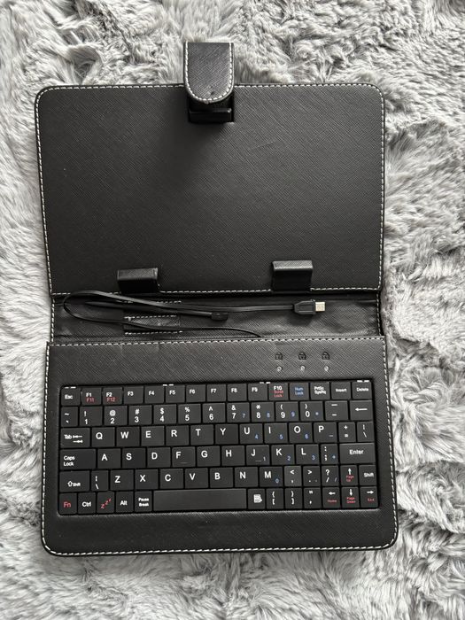 Tastatura atasabila